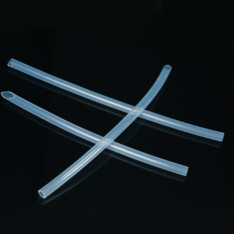 嶸牌抗黃變鉑金硫化硅膠管：從源頭抑制發黃，持久澄澈維護產品高端形象